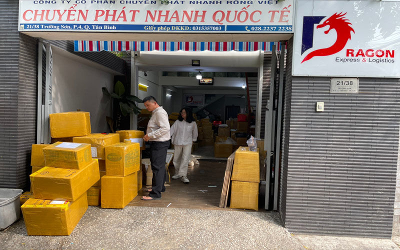 Chuyển Phát nhanh hàng hóa TP Hồ Chí Minh Hà Nội đi Vinh Nghệ An