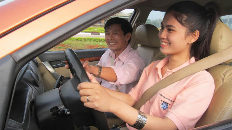Dạy đào tạo lái xe tại TP Vinh Nghệ An